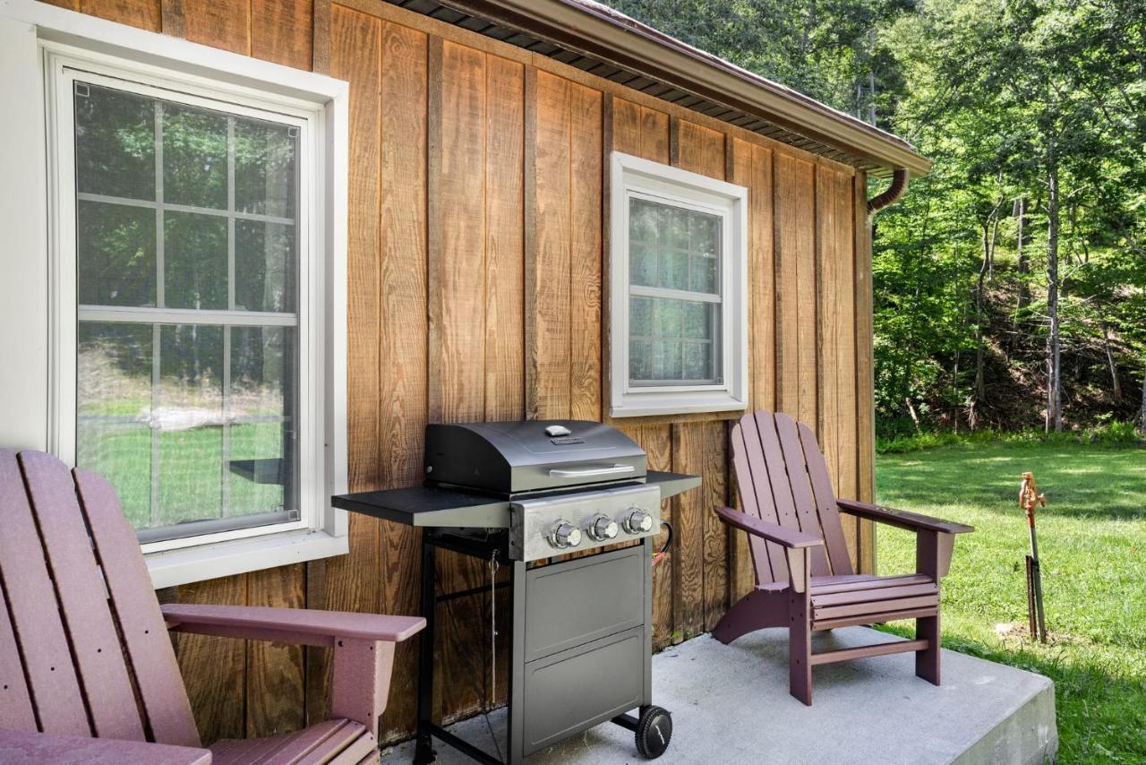 River Access W Hot Tub, Grill, Wifi, & Fire Pit! Lost City 外观 照片